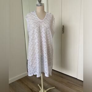 Cherie Woman's White Lace Hooded Swim Cover Up Sheer Beach Pool Resort Size XL